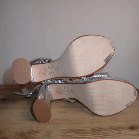 BRAND NEW Antonio Melani snakeskin heels size 8.5 - Picture 5 of 7